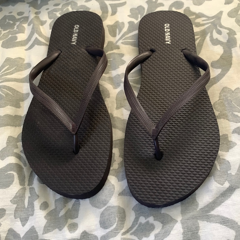 Old Navy flip flops